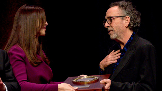 Monica Bellucci officialise sa relation avec Tim Burton après leur rapprochement à Lyon