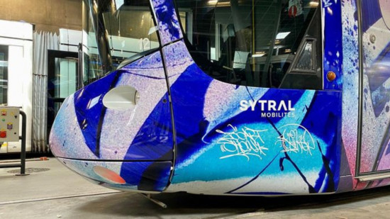 Une nouvelle rame artistique sur le réseau TCL à Lyon