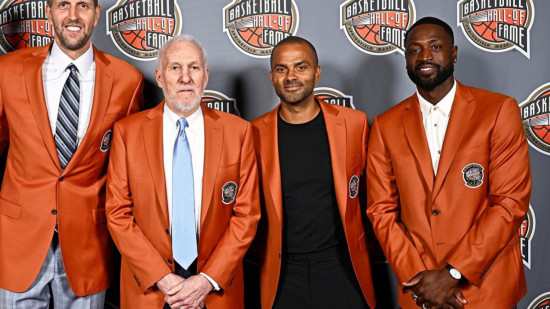 Tony Parker (ASVEL) au Hall of Fame du basket