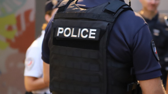 Lyon : ivre, il sort un couteau pour manger et menace des passants Lyon : ivre, il sort un couteau pour manger et menace des passants