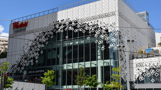 Lyon : trois agents de sécurité de la Part-Dieu condamnés après la mort d’un SDF expulsé du centre-commercial