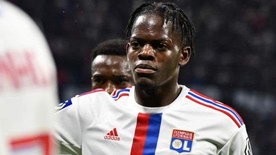 Castello Lukeba revient sur son départ, l’OL répond