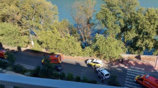 Lyon : un motard renverse deux piétons, les trois personnes en urgence absolue