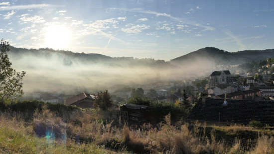 Odeur âcre et fumées blanches près de Lyon : RAS selon la Dreal