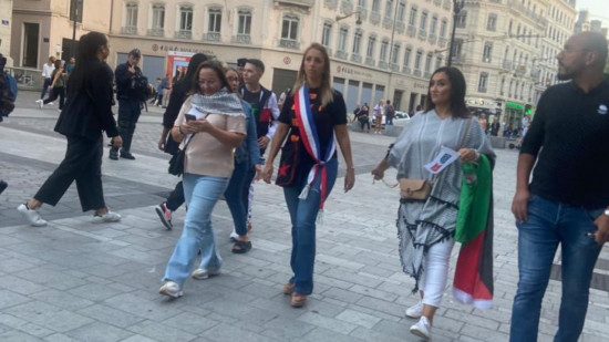 Lyon : une élue communiste de Vénissieux présente à la manif interdite pour la Palestine