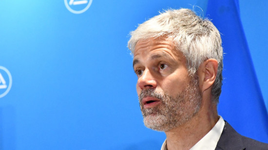 Laurent Wauquiez a présenté son plan de mutuelle régionale pour "redonner de l’oxygène à tout le monde"