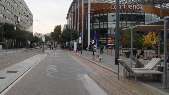 Lyon : la piétonnisation de la Confluence pérennisée en 2024 ?