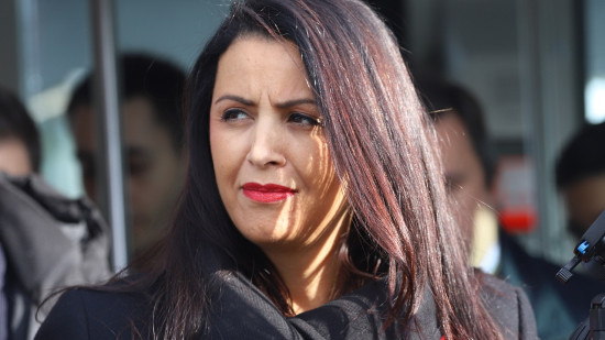 Métropole de Lyon : Fouziya Bouzerda absente pour son grand retour Métropole de Lyon : Fouziya Bouzerda absente pour son grand retour