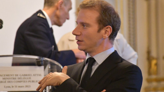 Accusé d'être "acheté" par Gérald Darmanin, Alexandre Vincendet exige des excuses publiques Accusé d'être "acheté" par Gérald Darmanin, Alexandre Vincendet exige des excuses publiques