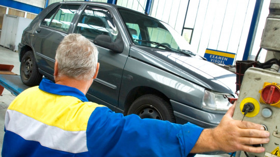 Suppression de places de stationnement : un garagiste gagne au tribunal contre la Métropole de Lyon