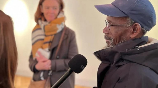 Lyon : Demba, l'agent de propreté des Pentes, est parti à la retraite avec un joli chèque