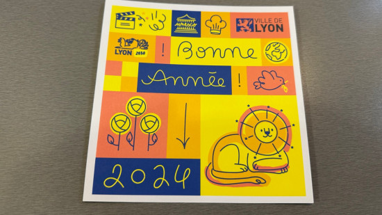 Carte de voeux de la Ville de Lyon : les artistes renient leur visuel après les modifications des écologistes Carte de voeux de la Ville de Lyon : les artistes renient leur visuel après les modifications des écologistes