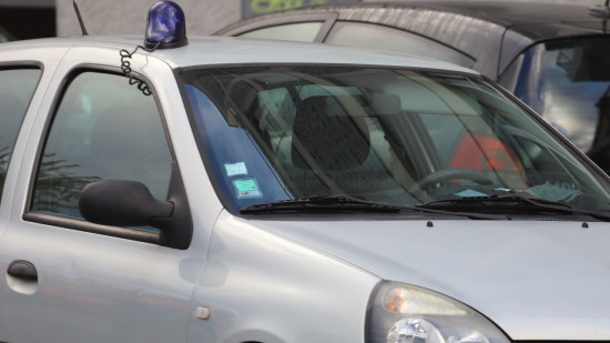 Le dealer tente de fuir la police, il est coincé grâce à la fermeture du parking-relais d'Oullins Le dealer tente de fuir la police, il est coincé grâce à la fermeture du parking-relais d'Oullins