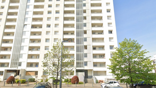 Près de Lyon : un enfant fait une chute de trois étages