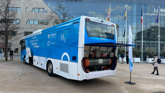 La Région Auvergne-Rhône-Alpes annonce une flotte de 50 cars à hydrogène