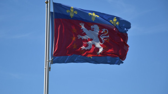 Vents violents : les parcs et cimetières fermés à Lyon Vents violents : les parcs et cimetières fermés à Lyon