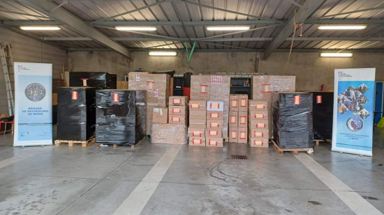 2,4 tonnes de tabac saisies près de Lyon, 10 personnes mises en examen