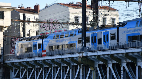 Six lignes de trains régionales au départ de Lyon parmi les pires de France