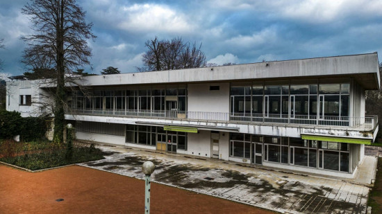 Le Chalet du Parc en péril à Lyon ? Yann Arthus-Bertrand n'a pas un rond