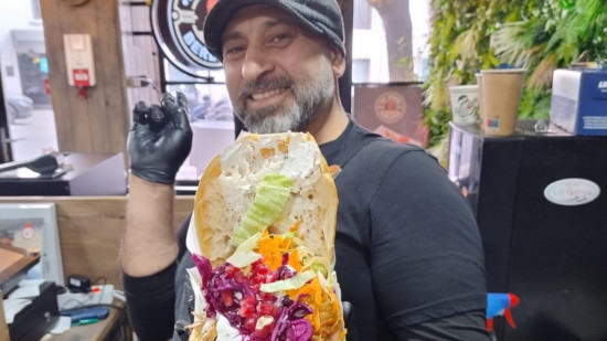 Un kebab dans la maison du papa de Guignol à Lyon : "Je ne pense pas que Laurent Mourguet se retourne dans sa tombe"