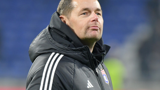 OL : John Textor fait une promesse à Pierre Sage