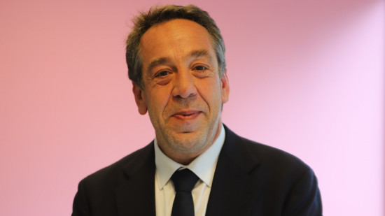 Guillaume Lacroix : "Faire campagne en dehors des métropoles, dans la France qui doute"