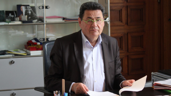 Législatives à Villeurbanne : l'ancien maire Jean-Paul Bret officiellement candidat