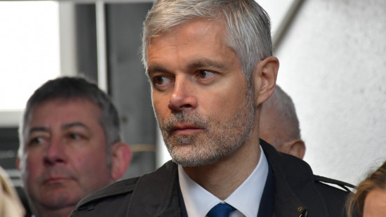 Liste des invités du Dîner des Sommets : le PS demande à la justice de sanctionner financièrement Laurent Wauquiez