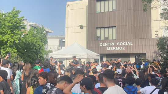 Des centaines de personnes pour la venue de Lacrim à Lyon