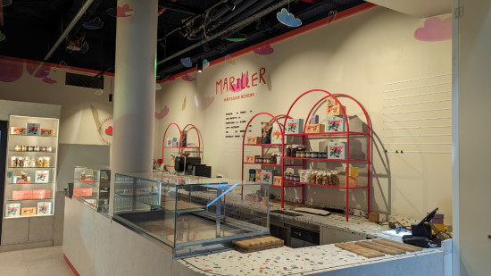 Pour l’ouverture de sa troisième boutique à Lyon, cette pâtisserie offre une surprise à ses 100 premiers clients Pour l’ouverture de sa troisième boutique à Lyon, cette pâtisserie offre une surprise à ses 100 premiers clients