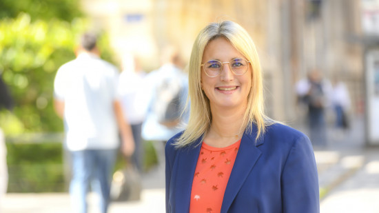 "Ma position est claire" : Maryll Guilloteau en campagne dans la 2ème circonscription du Rhône