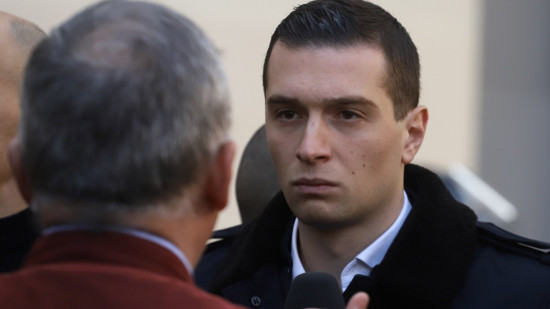 Législatives : Jordan Bardella appelle "au sursaut" pour empêcher Raphaël Arnault d'être élu député