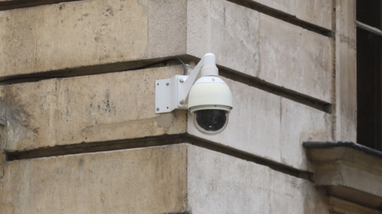 Près de Lyon : un voleur à l'arraché arrêté grâce à la vidéosurveillance