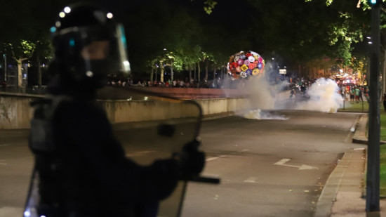 Manifestation après les résultats des législatives à Lyon : les casseurs à nouveau matés par les forces de l'ordre ? Manifestation après les résultats des législatives à Lyon : les casseurs à nouveau matés par les forces de l'ordre ?