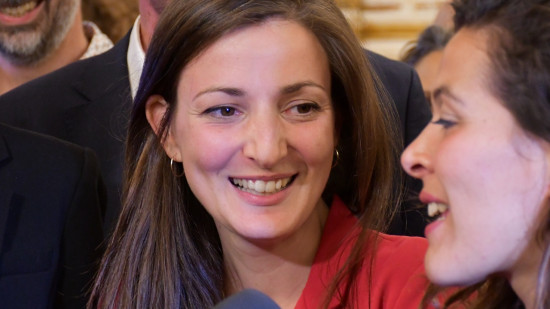 "Le NFP n'existe pas sans la France insoumise" : Marie-Charlotte Garin attend un signe d'Emmanuel Macron "Le NFP n'existe pas sans la France insoumise" : Marie-Charlotte Garin attend un signe d'Emmanuel Macron