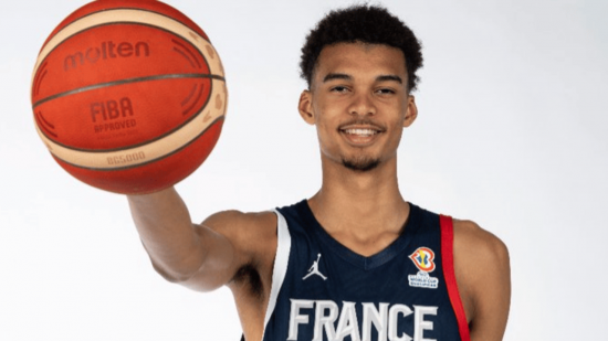 Equipes de France de basket à Lyon : deux matchs amicaux, l'attraction Wembanyama, des hommages et un retrait de maillot