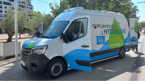 "Pionnière de l’hydrogène" : la Région remet les clés de son 100ème véhicule hydrogène