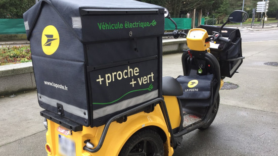 Dans la région : le facteur n'arrivait pas à terminer ses tournées, 13 000 lettres retrouvées à son domicile Dans la région : le facteur n'arrivait pas à terminer ses tournées, 13 000 lettres retrouvées à son domicile