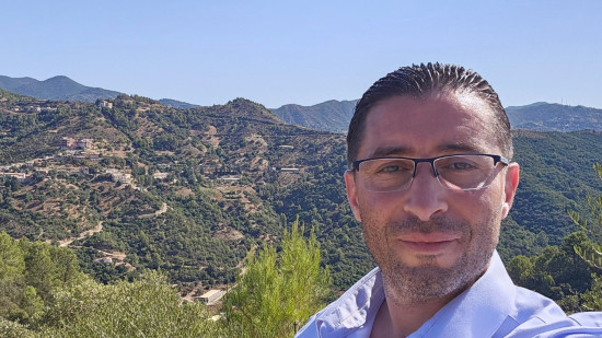 Ce député LFI du Rhône invite Jordan Bardella à venir découvrir l'Algérie Ce député LFI du Rhône invite Jordan Bardella à venir découvrir l'Algérie