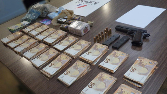 Son trafic Uber Shit tournait à plein régime : près de 35 000 euros saisis près de Lyon Son trafic Uber Shit tournait à plein régime : près de 35 000 euros saisis près de Lyon