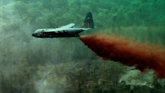 Affaire de l'agent orange : l'action en justice contre Bayer-Monsanto et 13 autres groupes jugée irrecevable en appel