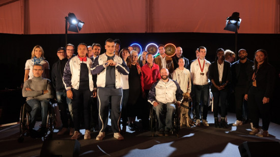 Alexandre Lacazette et les sportifs lyonnais mis à l'honneur par la Ville