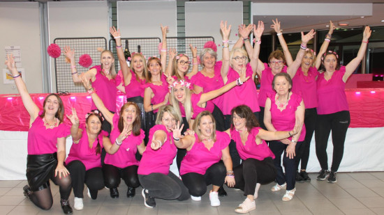 Près de Lyon : ces conjointes de sapeurs-pompiers se mobilisent pour Octobre Rose