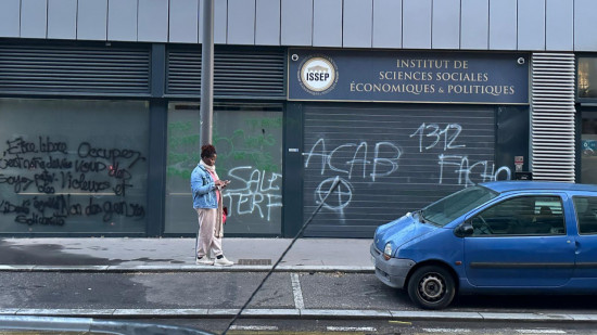 Incendie criminel avant la venue de Marguerite Stern à Lyon : la vidéosurveillance de l'ISSEP aurait filmé un suspect