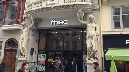 Jours fériés : Paris met fin à 32 ans d'avantages des salariés des Fnac de Lyon