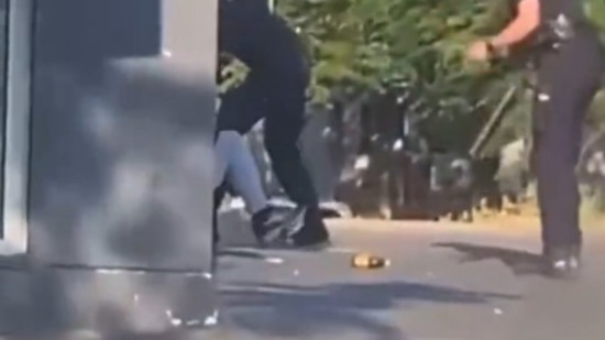 "Justice pour Iheb" : une manifestation contre les violences policières à Vénissieux