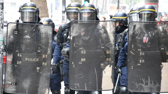 190 interpellations, opérations Place Nette : le premier bilan de la CRS 83 à Lyon