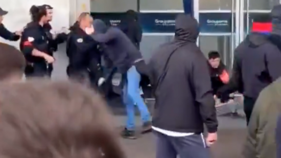 De violents affrontements entre supporters après OL-Nantes : la police intervient