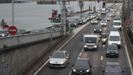 Lyon : embouteillages monstres à Confluence, la police a dû intervenir Lyon : embouteillages monstres à Confluence, la police a dû intervenir
