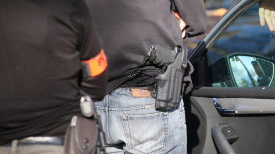 Villefranche-sur-Saône : un jeune en semi-liberté surpris au volant malgré la suspension de son permis Villefranche-sur-Saône : un jeune en semi-liberté surpris au volant malgré la suspension de son permis